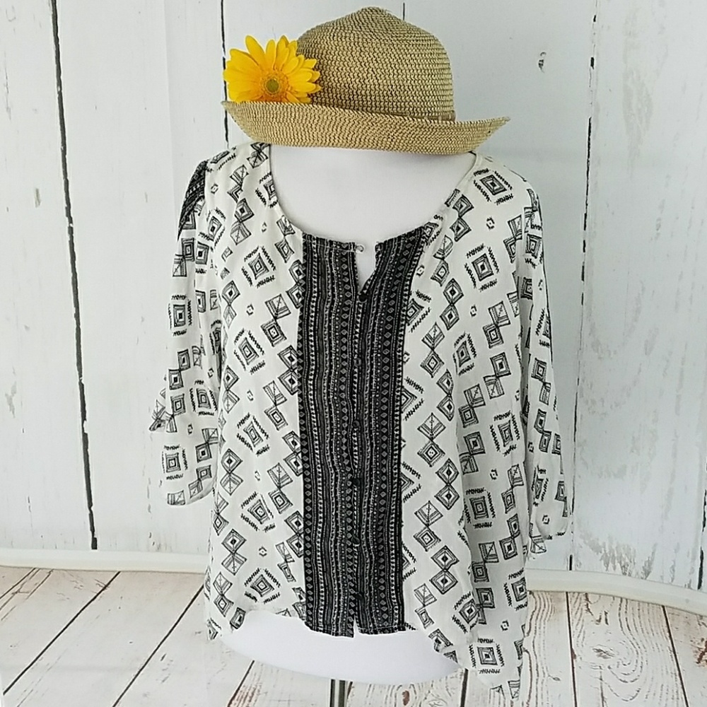 Beautiful NWT Top